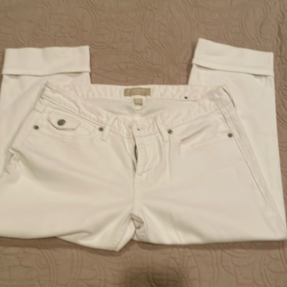 Banana Republic white capri pant